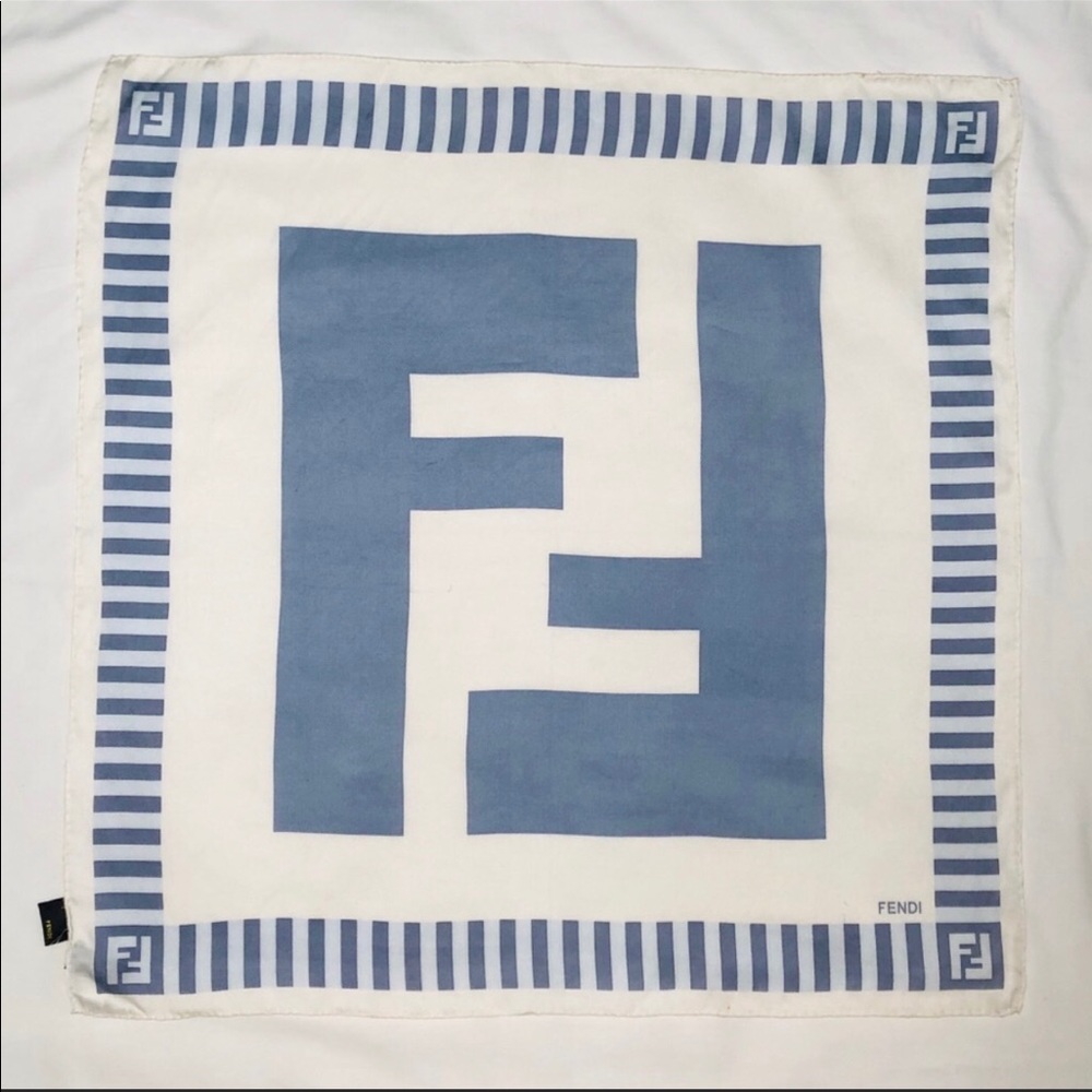 Authentic Fendi Grey/White Scarf